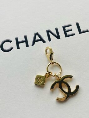 CHANEL 2023 Holiday Christmas Limited Edition Charm